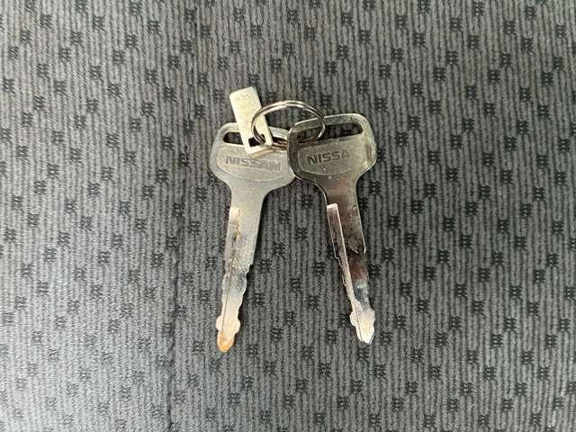 NT100クリッパートラック DX 4WD エアコン・AM/FMラジオ・パワステ(18枚目)