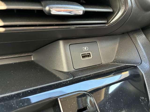 デイズ Ｘ　４ＷＤ　純正９型ナビ・ＡＶＭ・ＬＥＤヘッドライト（6枚目）