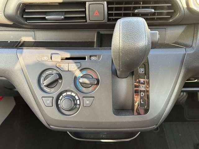 デイズ Ｂ　純正９型ナビ・フルセグＴＶ・バックカメラ（17枚目）