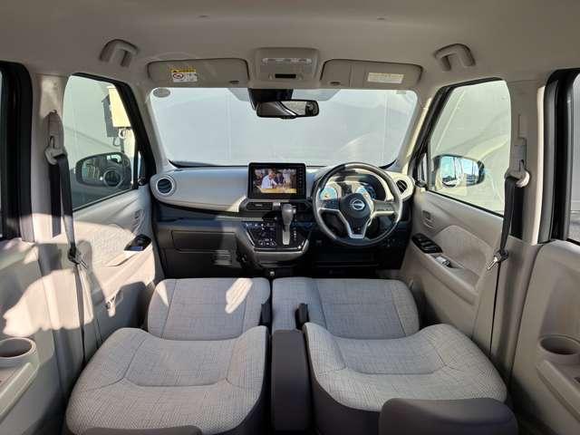 デイズ Ｘ　純正９型ナビ・ＡＶＭ・ＬＥＤヘッドライト（2枚目）