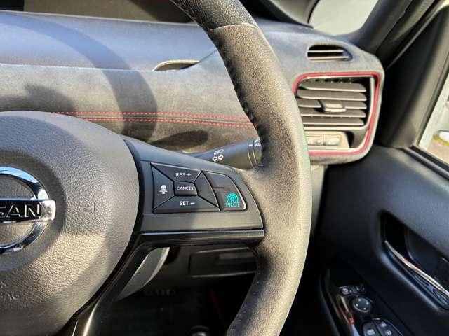 セレナ ニスモ 2.0 NISMO Alpine11型ナビ・ドラレコ・後席モニター.エンジンスターター(9枚目)