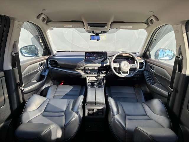 エクストレイル １．５　Ｘ　ｅ－４ＯＲＣＥ　４ＷＤ　ＭＯＰナビ・防水シート・電動リアゲート・ＡＶＭ（2枚目）