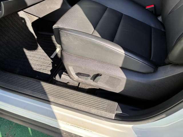 エクストレイル １．５　Ｘ　ｅ－４ＯＲＣＥ　４ＷＤ　ＭＯＰナビ・防水シート・電動リアゲート・ＡＶＭ（7枚目）