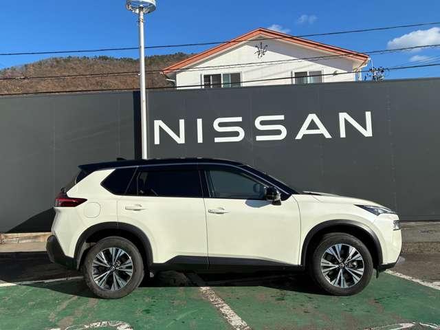 エクストレイル １．５　Ｘ　ｅ－４ＯＲＣＥ　４ＷＤ　ＭＯＰナビ・防水シート・電動リアゲート・ＡＶＭ（17枚目）