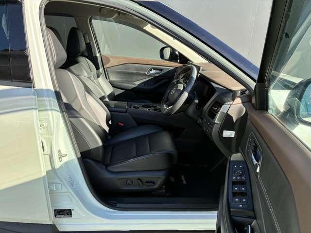 エクストレイル Ｘ　ｅ－４ＯＲＣＥ　４ＷＤ　ＭＯＰナビ・防水シート・電動リアゲート・ＡＶＭ（38枚目）