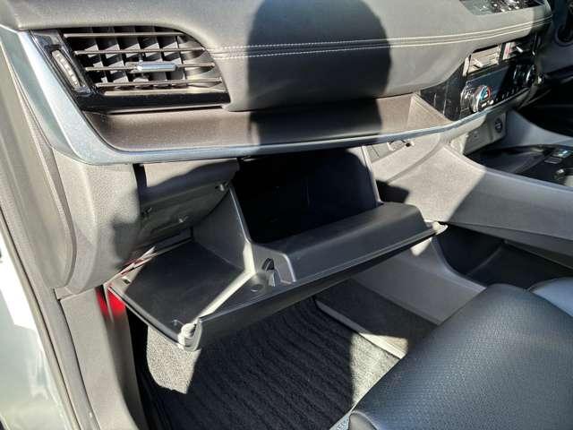 エクストレイル Ｘ　ｅ－４ＯＲＣＥ　４ＷＤ　ＭＯＰナビ・防水シート・電動リアゲート・ＡＶＭ（40枚目）