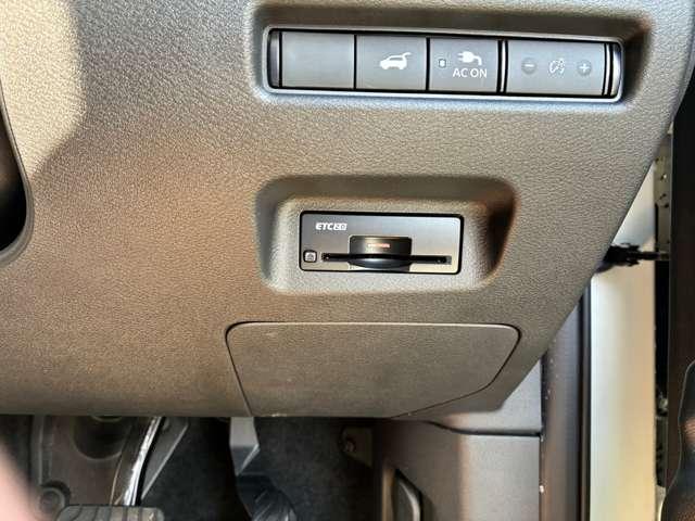 エクストレイル １．５　Ｘ　ｅ－４ＯＲＣＥ　エクストリーマーＸ　４ＷＤ　ＭＯＰナビ・電動シート・アラビューＭ（4枚目）