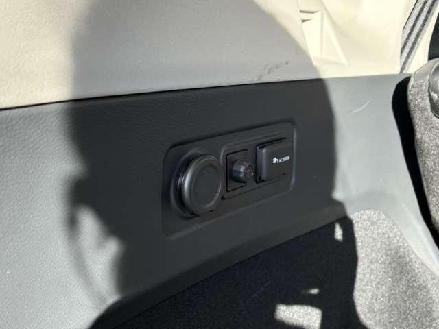 エクストレイル １．５　Ｘ　ｅ－４ＯＲＣＥ　エクストリーマーＸ　４ＷＤ　ＭＯＰナビ・電動シート・アラビューＭ（9枚目）