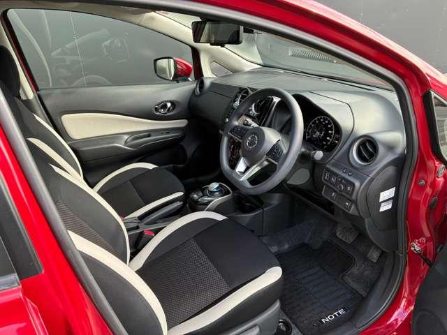 ノート ｅ－パワー　Ｘ　ＦＯＵＲ　４ＷＤ　夏タイヤ新品・ドラレコ・ＥＴＣ・純正７型ナビ（24枚目）