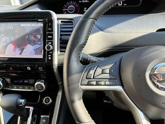 セレナ ハイウェイスター　Ｖセレクション　４ＷＤ　純正９型ナビ・後席モニター・リモスタ・ＡＶＭ（22枚目）