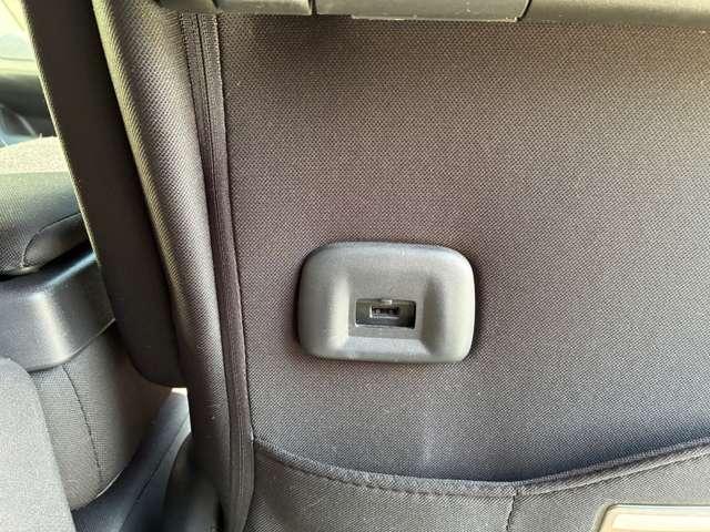 セレナ ハイウェイスター　Ｖセレクション　４ＷＤ　純正９型ナビ・後席モニター・リモスタ・ＡＶＭ（30枚目）