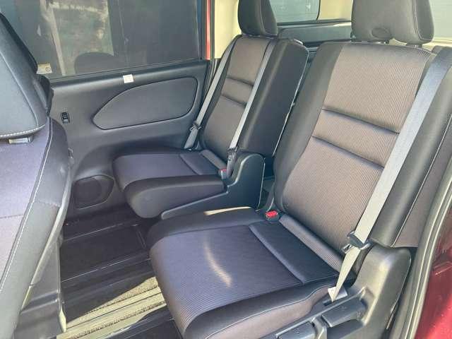 セレナ ハイウェイスター　Ｖセレクション　４ＷＤ　純正９型ナビ・後席モニター・リモスタ・ＡＶＭ（36枚目）