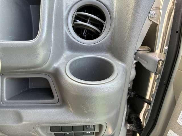 NV100クリッパーバン DX ハイルーフ 5AGS車 4WD 夏タイヤ新品・ETC・キーレスキー・パワス(15枚目)