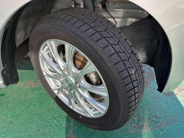 デイズ ６６０　Ｘ　４ＷＤ　冬タイヤ付き・純正７型ナビ・Ｂカメラ（5枚目）