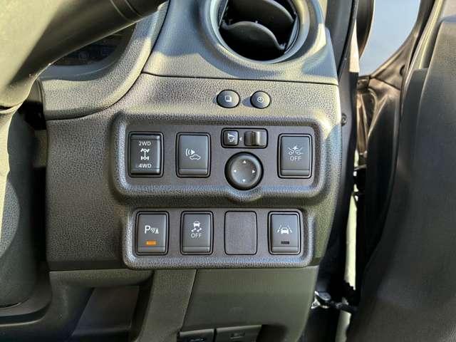 ノート e-パワー X FOUR 4WD Pioneer7型ナビ・ETC・ドラレコ(7枚目)
