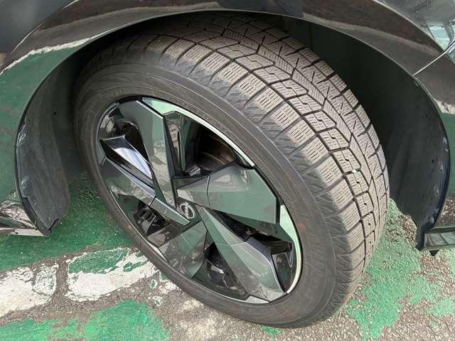 オーラ Ｇ　ＦＯＵＲ　レザーエディション　４ＷＤ　冬タイヤ付き・ＢＯＳＥ・ＭＯＰナビ・ＥＴＣ２．０・ＡＶＭ（5枚目）