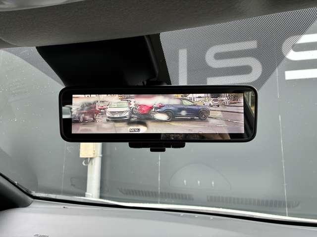 �X�}�[�g���[���~���[�����Ŗ�Ԃ��Ȃɓ���҂�����ꍇ��������E����������Ɗm�ۂ��Ă���܂���