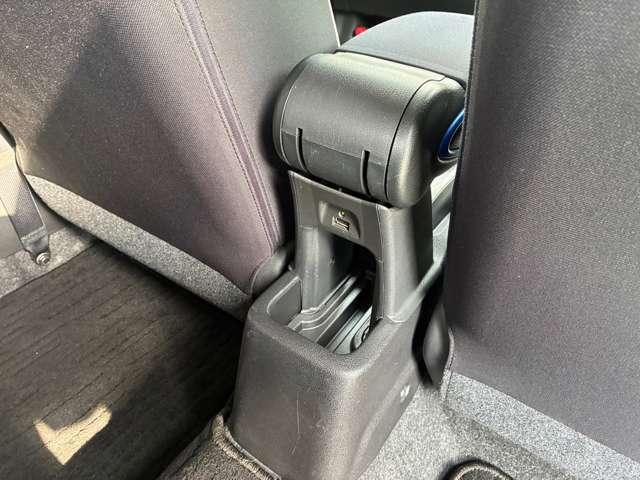 ノート ｅ－パワー　Ｘ　冬タイヤ有・純正ナビ・ドラレコ・ＥＴＣ・ＡＶＭ（12枚目）