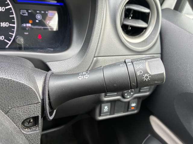 ノート ｅ－パワー　Ｘ　冬タイヤ有・純正ナビ・ドラレコ・ＥＴＣ・ＡＶＭ（17枚目）