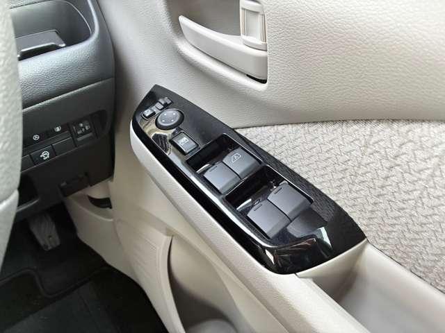 デイズ ６６０　Ｘ　４ＷＤ　ＡＶＭ・純正９型ナビ・純正リモスタ・寒冷地仕（18枚目）