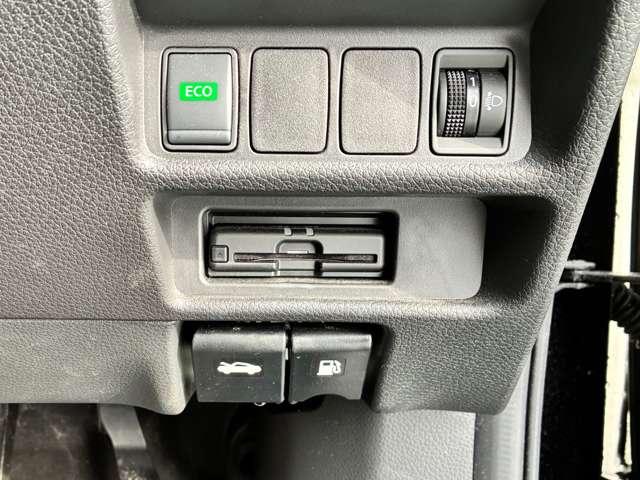 エクストレイル ２．０　２０Ｘｉ　ハイブリッド　エクストリーマーＸ　４ＷＤ　ドラレコ・ＥＴＣ・純正デカナビ・ＡＶＭ・リモス（11枚目）