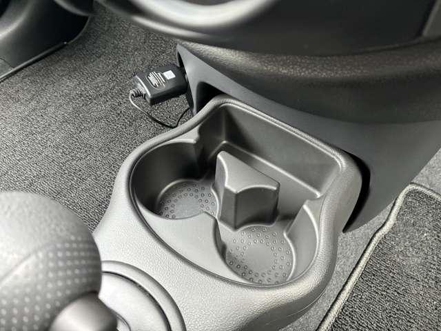 �h�����N�z���_�[�͈��ݕ������₷���ʒu�ɂ������܂���