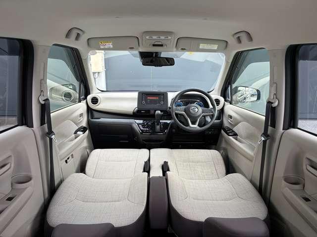 デイズ ６６０　Ｘ　４ＷＤ　純正ＣＤオーディオ・ＡＶＭ・シートヒーター（2枚目）