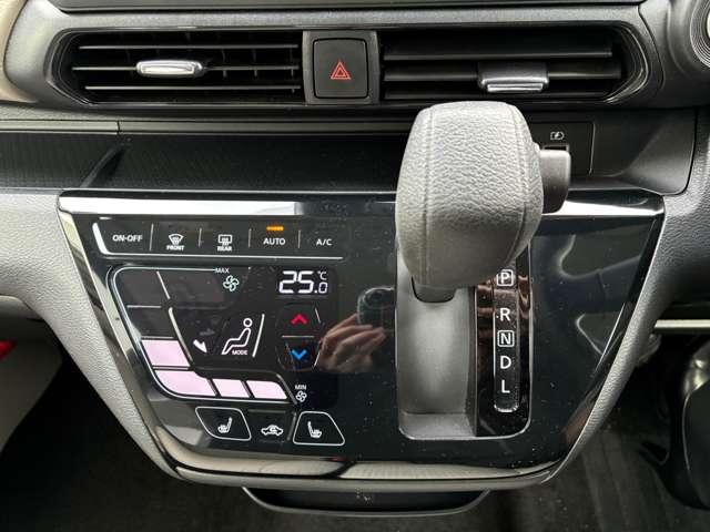 デイズ ６６０　Ｘ　４ＷＤ　純正ＣＤオーディオ・ＡＶＭ・シートヒーター（7枚目）