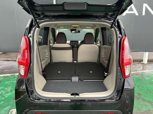 デイズ ６６０　Ｘ　４ＷＤ　純正ＣＤオーディオ・ＡＶＭ・シートヒーター（9枚目）