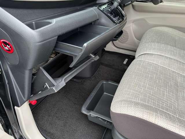 デイズ ６６０　Ｘ　４ＷＤ　純正ＣＤオーディオ・ＡＶＭ・シートヒーター（26枚目）