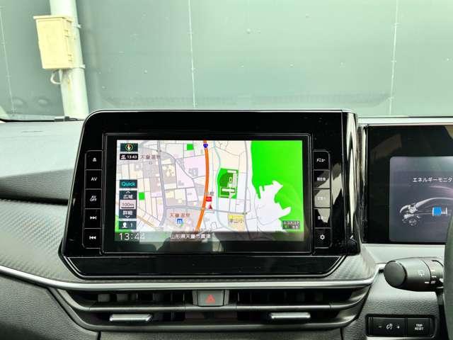 ���Y�I���W�i���i�r�Q�[�V�����i�l�i�R�Q�P�c-�k�j�����ԁ�C���p�l�Ƀ}�b�`����f�U�C���ɉ����A�X�C���`�̑��ʂȂ̂Œn�}���傫�������A���쐫�����߂܂���