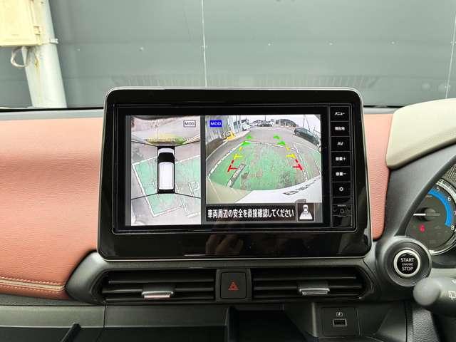 �A���E���h�r���[���j�^�[���ڎԁ�󂩂猩�Ă��邩�̂悤�Ȏ��_�ŃN���}�̎��͂̏󋵂��m�F�ł���̂ŁA���Ԃ����ȕ��ł����S���Ă���肢�������܂���