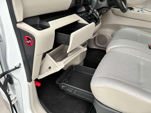 ルークス 660 X 社有車UP・純正9型ナビ・AVM(28枚目)