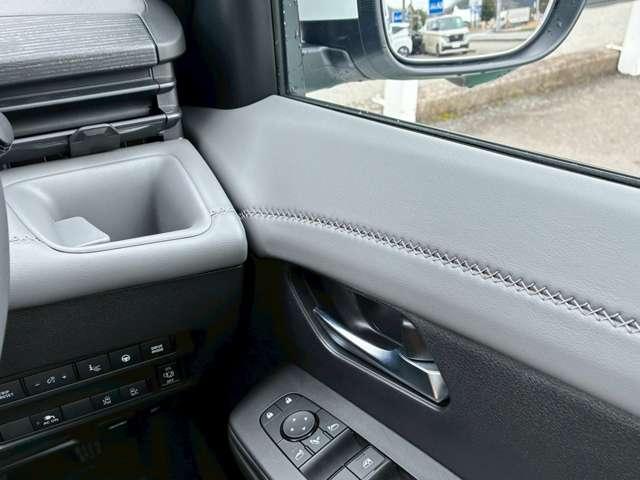 �h�A�����ɂ͍�����g�p���k�t�w�h�n�m��p�̃X�e�b�`���h�A�����Ɏ{����Ă���A�v���~�A���������o���Ă��܂��B