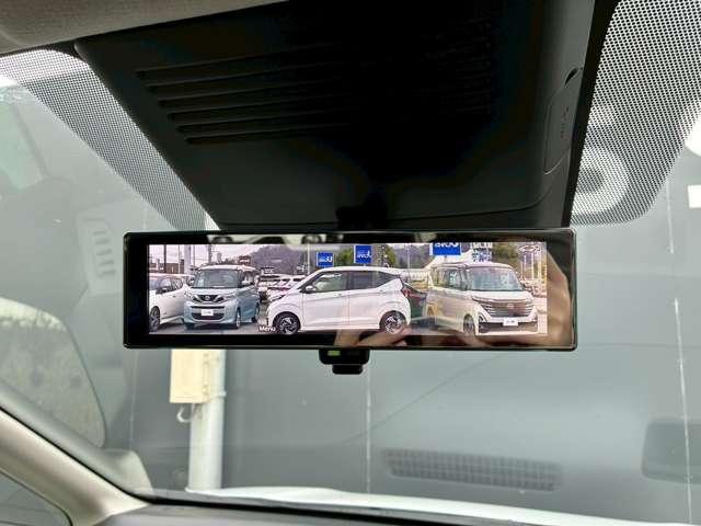 �X�}�[�g���[���~���[�����Ŗ�Ԃ��Ȃɓ���҂�����ꍇ��������E����������Ɗm�ۂ��Ă���܂���