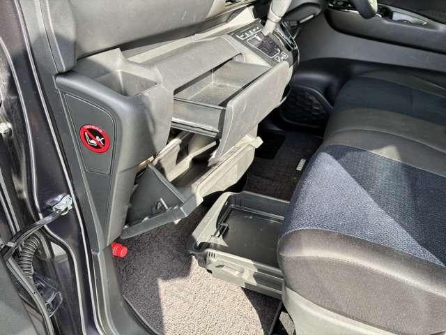 ルークス 660 ハイウェイスターX 4WD 純正リモスタ・9型ナビ・AVM・寒冷地仕様車(28枚目)