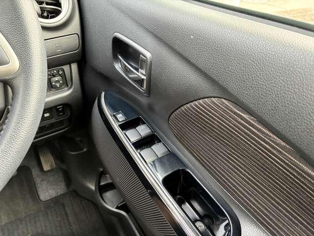 �^�]�ȑ��̃h�A���B������̃p���[�E�B���h�[�̑��삪�\�ɂȂ�܂��B