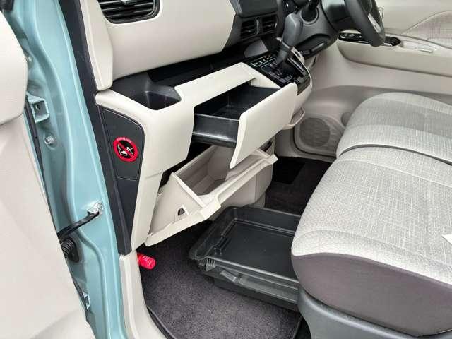 ルークス ６６０　Ｘ　４ＷＤ　ＡＶＭ・純正チューナーラジオ・シートヒータ（29枚目）