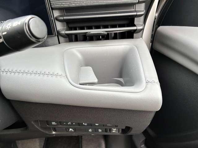 �h�����N�z���_�[�͈��ݕ������₷���ʒu�ɂ������܂���