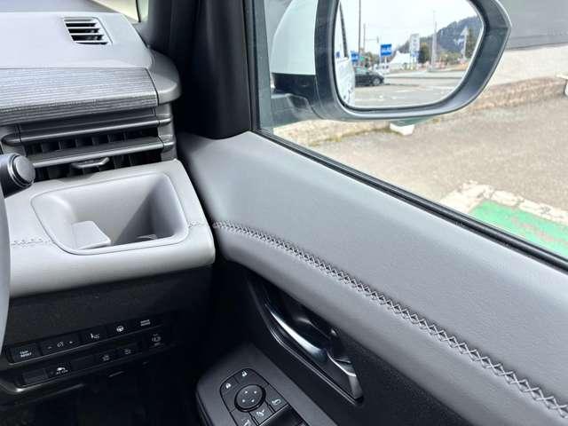 セレナ １．４　ｅ－ＰＯＷＥＲ　ルキシオン　社有車ＵＰ・ＭＯＰナビ・ドラレコ前後・ＥＴＣ２．０（24枚目）