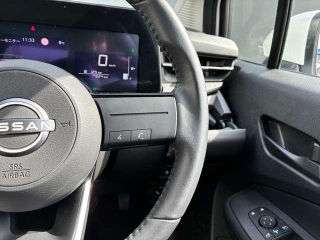 �n���Y�t���[�t�H���̎󂯓������\�ȃX�C�b�`�ł���