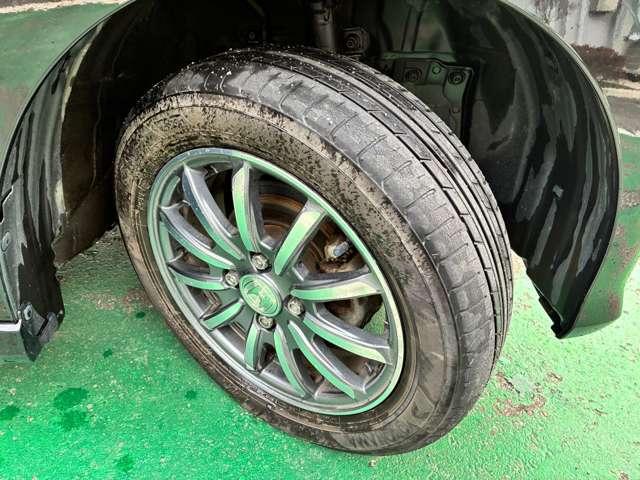 �^�C���T�C�Y�͂P�T�T�^�U�T�q�P�S�ł��B�z���_�����z�C�[�������ł���