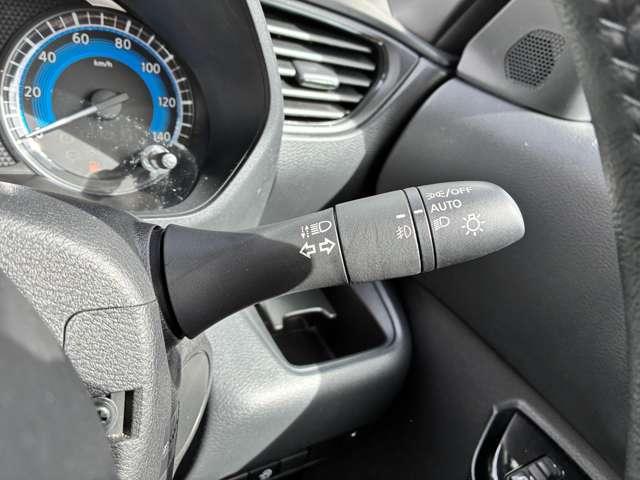 �A�_�v�e�B�u�w�b�h���C�g�t�����t�����g�J�����őO���̏󋵂����m���A�Ό��Ԃ��s�Ԃ̃h���C�o�[��ῂ����v���������邱�ƂȂ��A�K�v�ȂƂ��낾���������܂ŏƎˁB�˂Ɏ��F���̍�����Ԃ��ێ�����܂��B