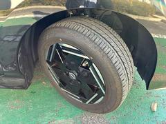 タイヤサイズは２０５／５５Ｒ１６となります。日産純アルミ装着車♪ 5