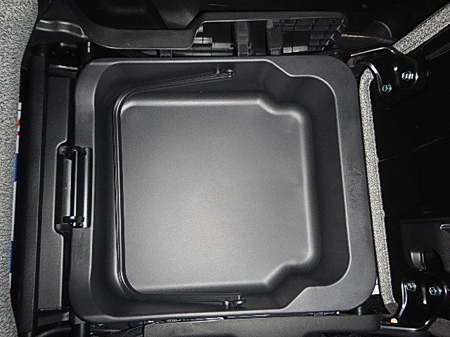 スペーシア ＨＹＢＲＩＤ　Ｘ　４ＷＤ　全方位カメラ　スズキコネクト通信機　バックカメラ　オートライト　Ｂｌｕｅｔｏｏｔｈ　スライドドア　純正ナビ　プッシュスタート　シートヒーター　オートエアコン　スズキセーフティーサポート　４ＷＤ　横滑り防止機能（37枚目）