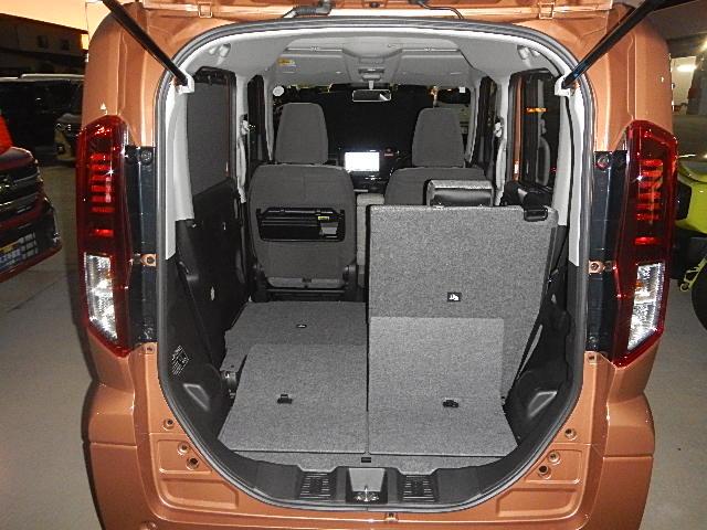 スペーシア ＨＹＢＲＩＤ　Ｘ　４ＷＤ　全方位カメラ　スズキコネクト通信機　バックカメラ　オートライト　Ｂｌｕｅｔｏｏｔｈ　スライドドア　純正ナビ　プッシュスタート　シートヒーター　オートエアコン　スズキセーフティーサポート　４ＷＤ　横滑り防止機能（50枚目）
