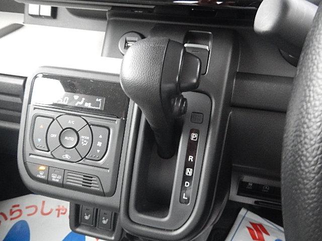 スペーシア ＨＹＢＲＩＤ　Ｘ　４ＷＤ　全方位カメラ　ナビ　スズキコネクト通信機　オートライト　バックカメラ　Ｂｌｕｅｔｏｏｔｈ　スライドドア　純正ナビ　プッシュスタート　シートヒーター　オートエアコン　スズキセーフティーサポート　４ＷＤ　衝突被害軽減システム（12枚目）