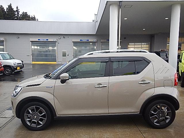 イグニス ＨＹＢＲＩＤ　ＭＦ　３型　４ＷＤ　全方位カメラ　ナビ　エンジンスターター　サンバイザー　バックカメラ　オートライト　Ｂｌｕｅｔｏｏｔｈ　ナビ　プッシュスタート　シートヒーター　スズキセーフティーサポート　４ＷＤ　盗難防止システム　横滑り防止機能（5枚目）