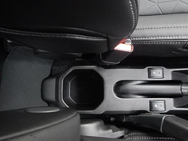 イグニス ＨＹＢＲＩＤ　ＭＦ　３型　４ＷＤ　全方位カメラ　ナビ　エンジンスターター　サンバイザー　バックカメラ　オートライト　Ｂｌｕｅｔｏｏｔｈ　ナビ　プッシュスタート　シートヒーター　スズキセーフティーサポート　４ＷＤ　盗難防止システム　横滑り防止機能（37枚目）