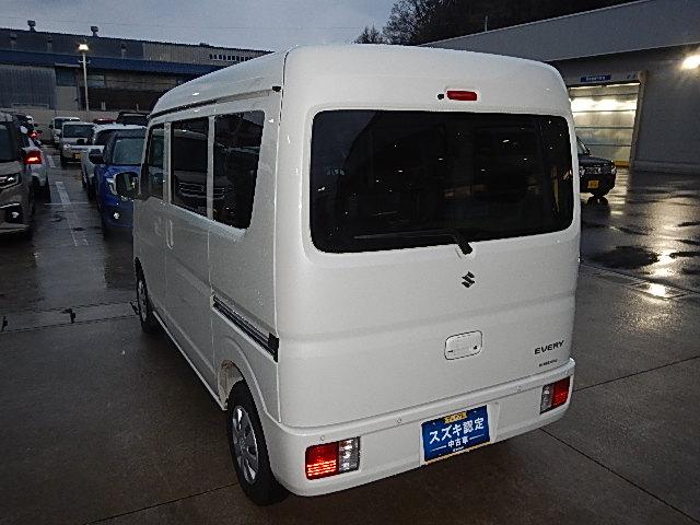 エブリイ ＪＯＩＮ　６型　４ＷＤ　モニターオーディオ　バックカメラ　バックカメラ　オートライト　Ｂｌｕｅｔｏｏｔｈ　スライドドア　プッシュスタート　シートヒーター　スズキセーフティーサポート　４ＷＤ　衝突被害軽減システム　アイドリングストップ　横滑り防止機能（10枚目）